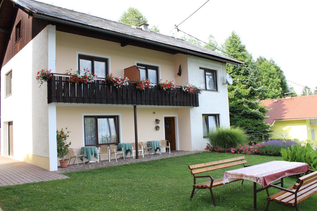 Haus Fischer Velden am Woerthersee Exterior photo