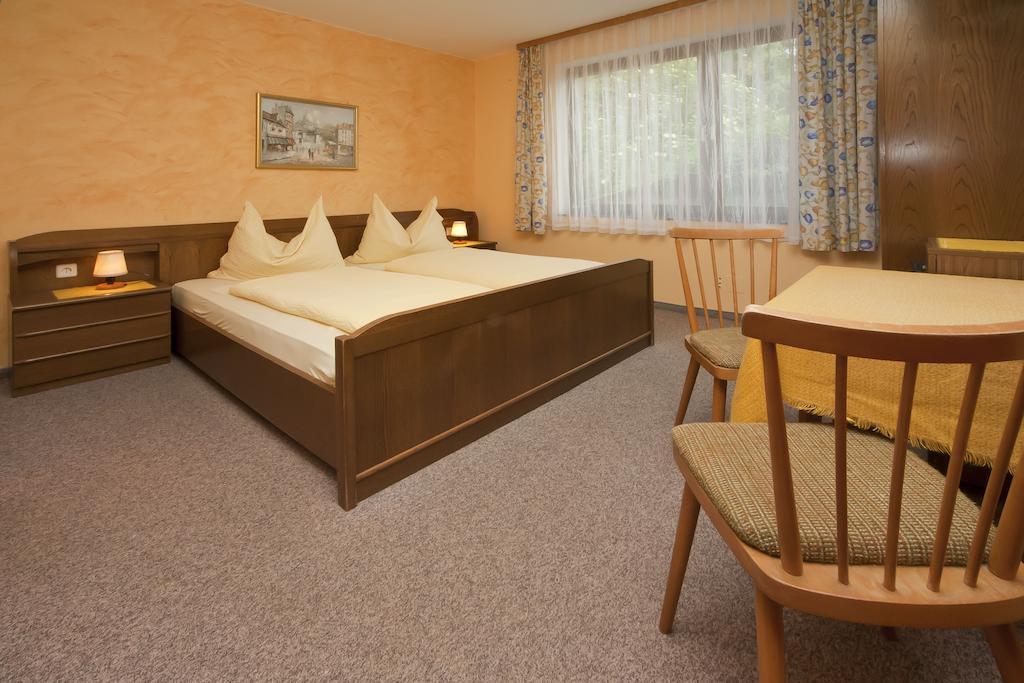 Haus Fischer Velden am Woerthersee Room photo